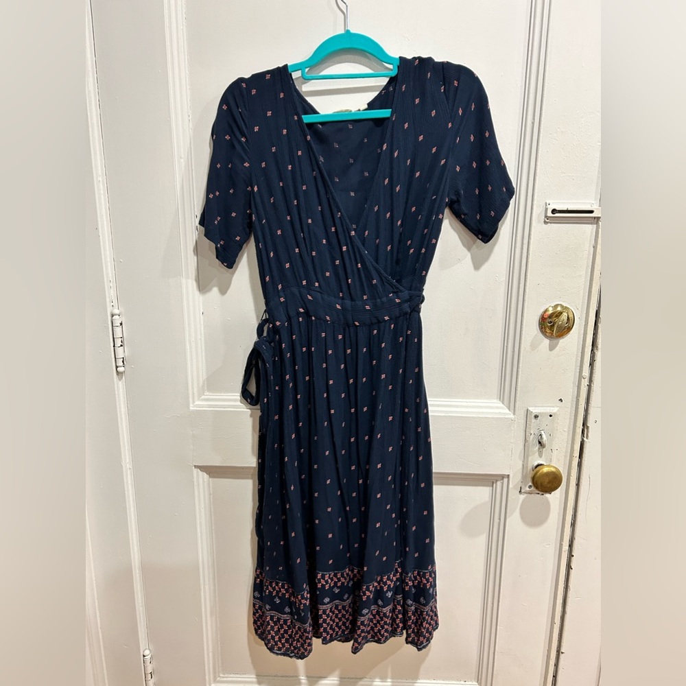 Fat Face Willa Foulard Ditsy Wrap Dress - Picture 2 of 6
